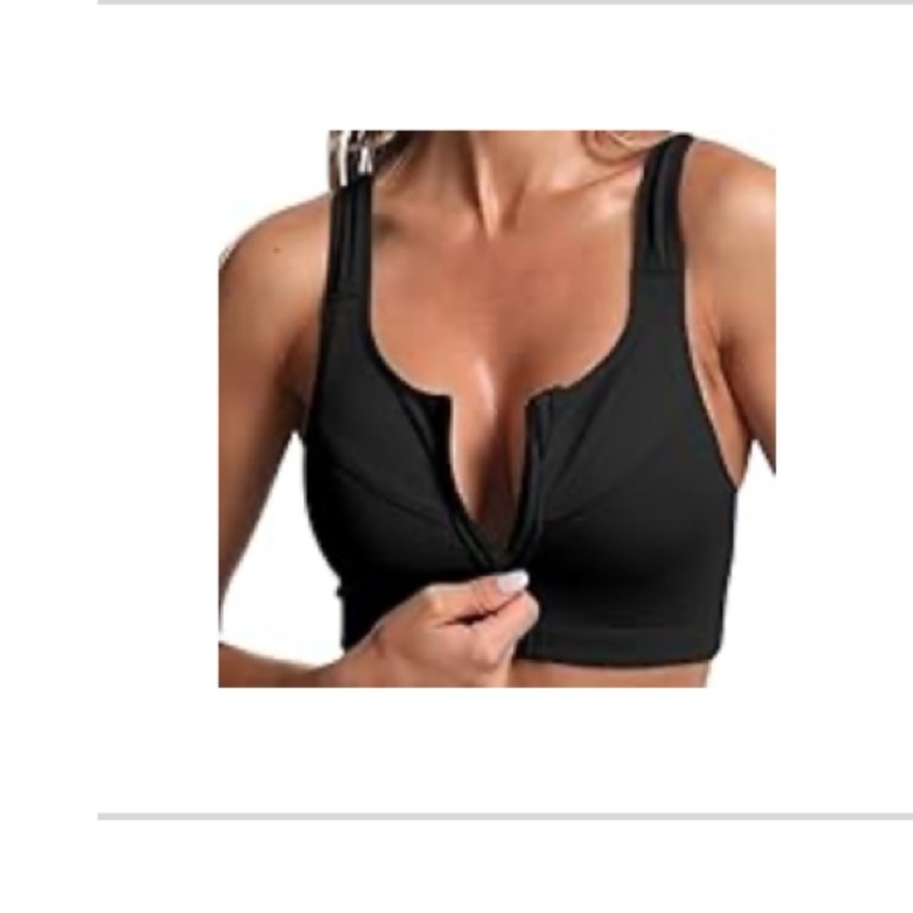 Black sports bra